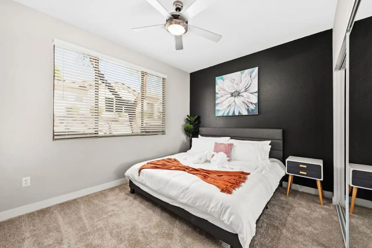 Cozy 2Br - Scottsdale, Pet-Friendly, Sunrise Peak Apartman 0*, Scottsdale